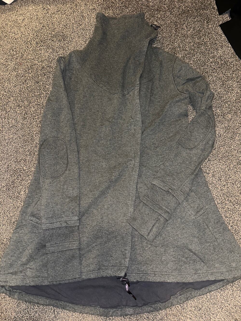 Lululemon Gratitude Wrap gray size 6